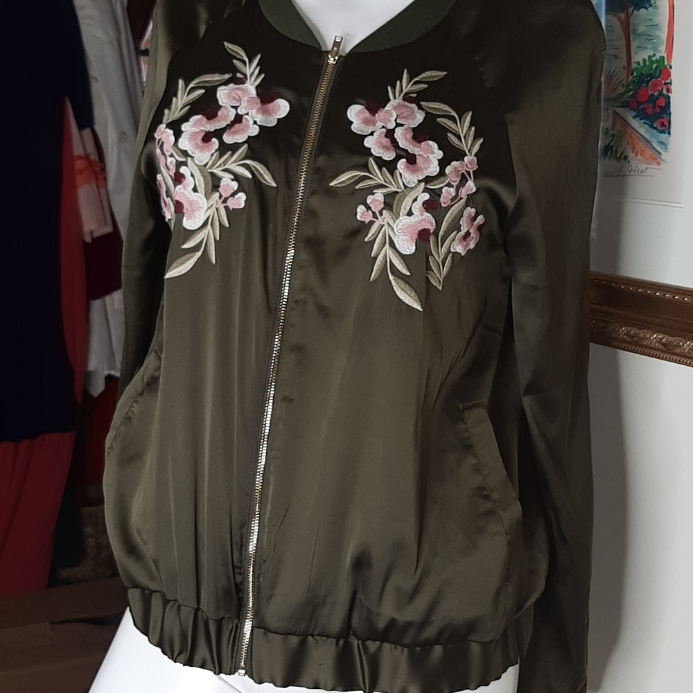 COPY - Design Lab embroidered jacket L nwot